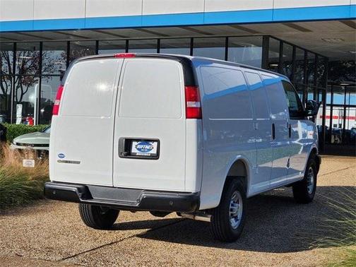 2025 Chevrolet Express 2500 Work Van