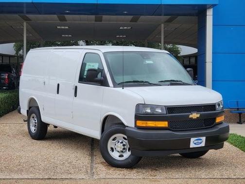 Summit White 2026 Chevrolet Express 2500 Work Van