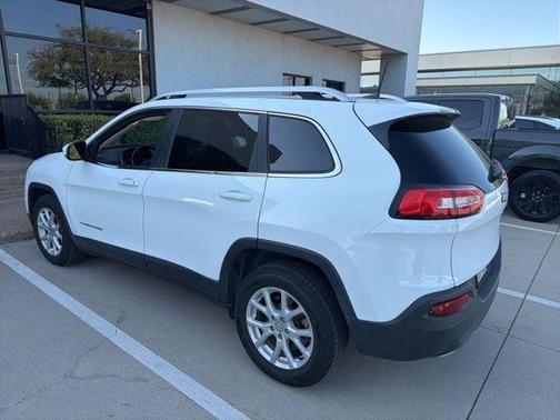 Bright White Clearcoat 2017 Jeep Cherokee Latitude