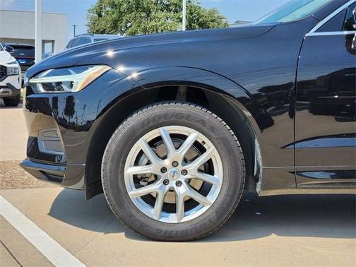 2020 Volvo XC60 T5 Momentum