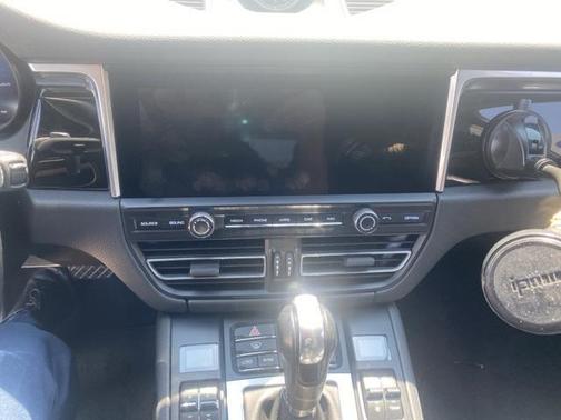 2020 Porsche Macan Base