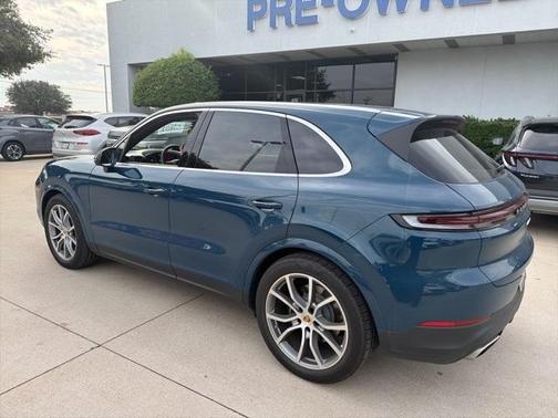 2024 Porsche Cayenne Base