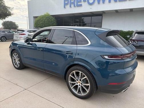 2024 Porsche Cayenne Base