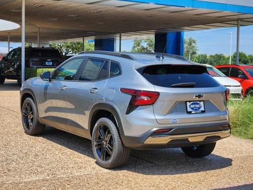 Sterling Gray Metallic 2026 Chevrolet Trax ACTIV