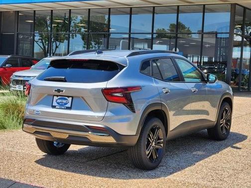 Sterling Gray Metallic 2026 Chevrolet Trax ACTIV