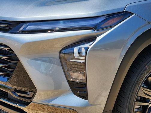 Sterling Gray Metallic 2026 Chevrolet Trax ACTIV