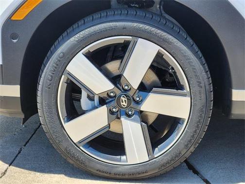 2025 Hyundai SANTA FE HEV Limited