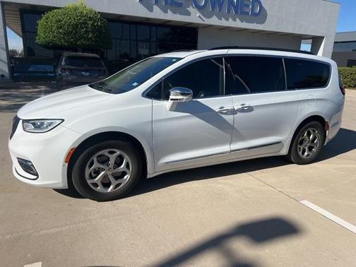 2022 Chrysler Pacifica Limited