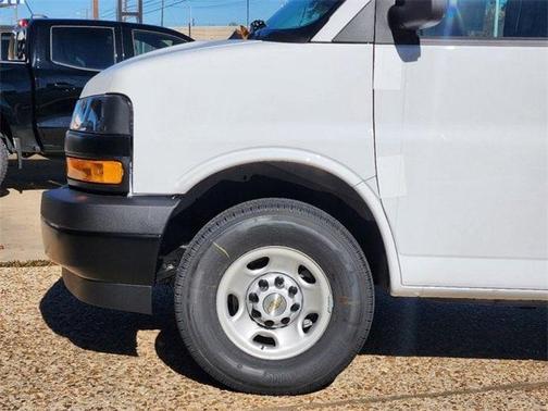 2025 Chevrolet Express 3500 Work Van