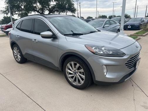 2021 Ford Escape Titanium Hybrid