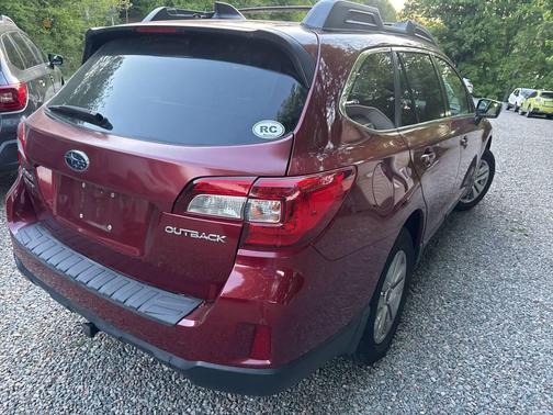Burgundy 2016 Subaru Outback 2.5i Premium
