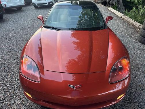 2005 Chevrolet Corvette Base