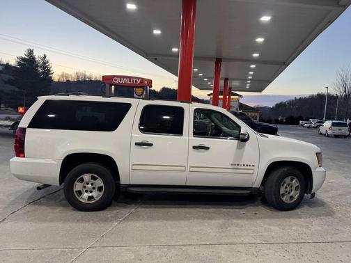 2014 Chevrolet Suburban 1500 LT