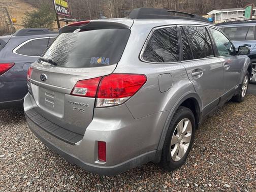 2011 Subaru Outback 3.6 R Premium