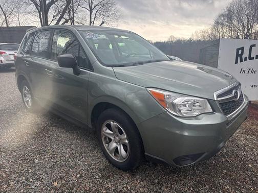 2015 Subaru Forester 2.5i
