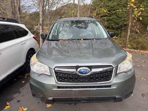 2015 Subaru Forester 2.5i