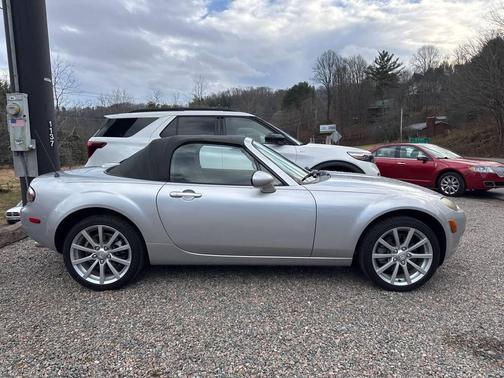 2007 Mazda MX-5 Miata Touring
