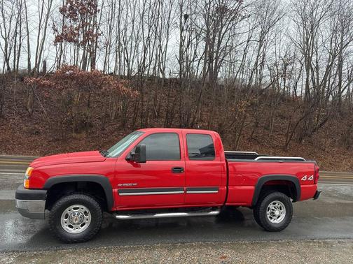 2003 Chevrolet Silverado 2500 LS H/D Extended Cab