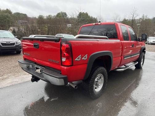 2003 Chevrolet Silverado 2500 LS H/D Extended Cab