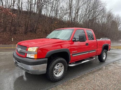 2003 Chevrolet Silverado 2500 LS H/D Extended Cab