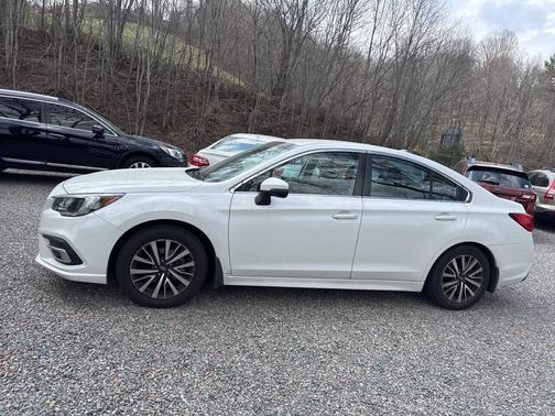 2018 Subaru Legacy Premium