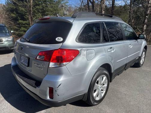 2012 Subaru Outback 3.6R Limited