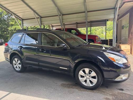 2012 Subaru Outback 2.5i Premium