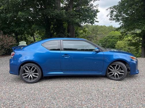 Blue Streak Metallic 2015 Scion tC Base