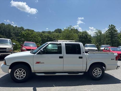 2003 GMC Sonoma SLS 4dr Crew Cab 4WD SB