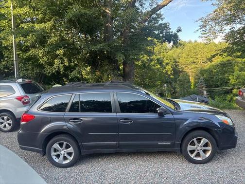 2014 Subaru Outback 2.5i