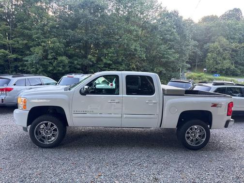 2009 Chevrolet Silverado 1500 LTZ Crew Cab