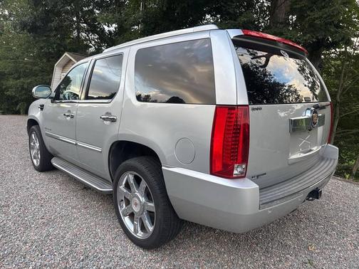 2014 Cadillac Escalade Luxury