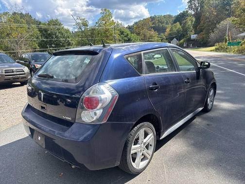 2009 Pontiac Vibe Base