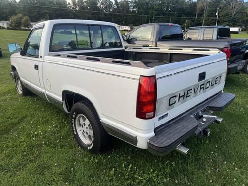 1993 Chevrolet 1500 C1500 Silverado 2dr Standard Cab SB