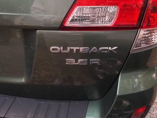 2013 Subaru Outback 3.6R Limited