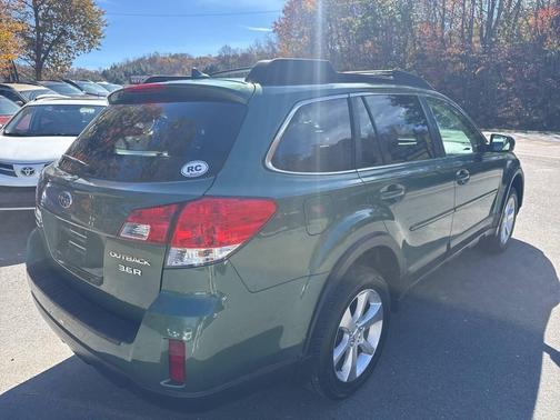 2013 Subaru Outback 3.6R Limited
