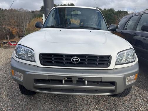 2000 Toyota RAV4 Base