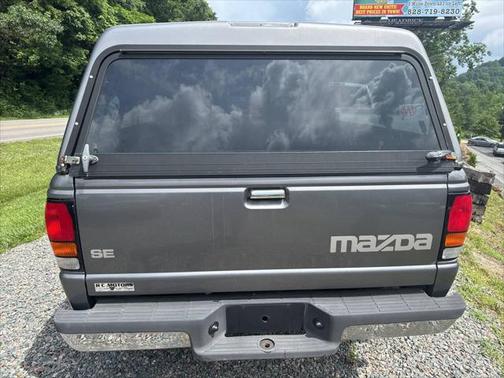 2000 Mazda B2500 B2500 SE 2dr Standard Cab SB