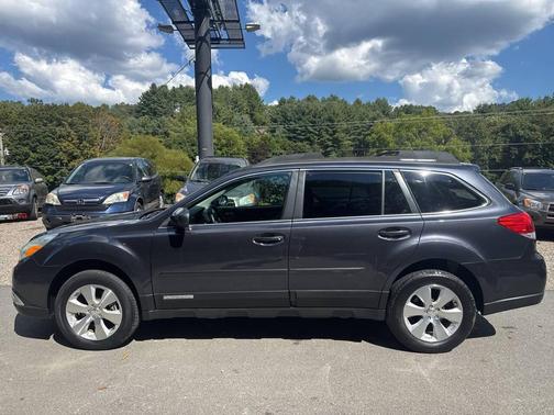 2011 Subaru Outback 3.6 R Limited