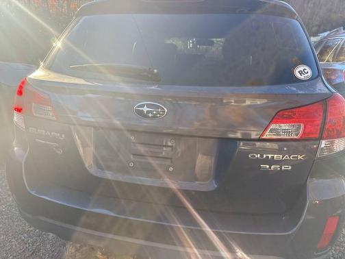 2014 Subaru Outback 3.6R Limited