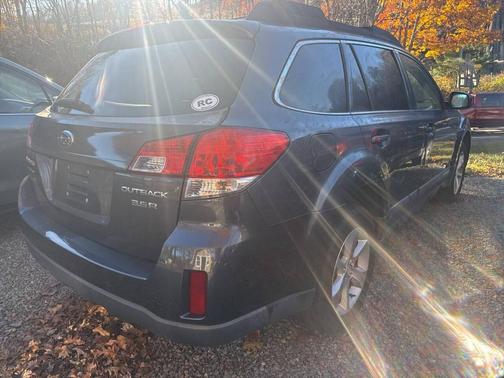 2014 Subaru Outback 3.6R Limited