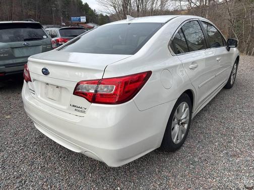 2016 Subaru Legacy Premium