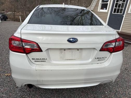 2016 Subaru Legacy Premium