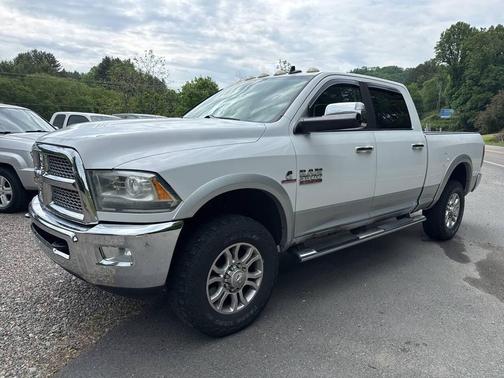 Bright White Clearcoat 2015 RAM 3500 Laramie