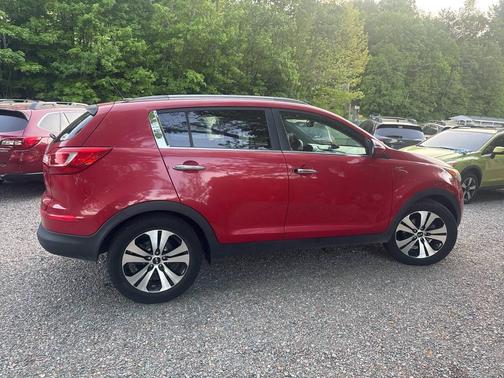 Red 2012 Kia Sportage EX
