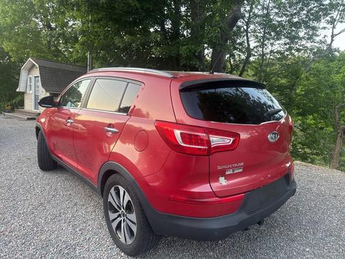 Red 2012 Kia Sportage EX