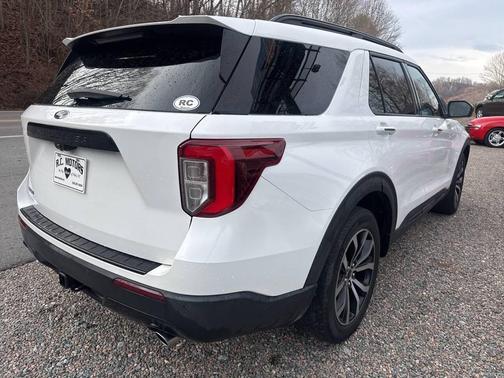 2022 Ford Explorer ST Line 4dr SUV