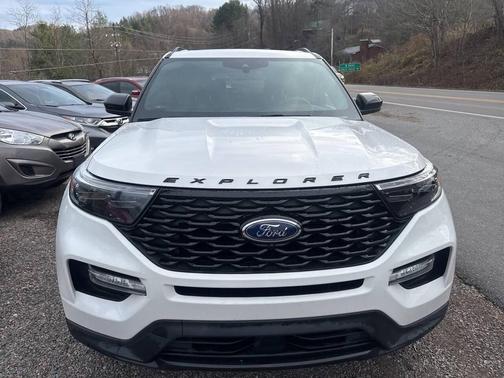 2022 Ford Explorer ST Line 4dr SUV
