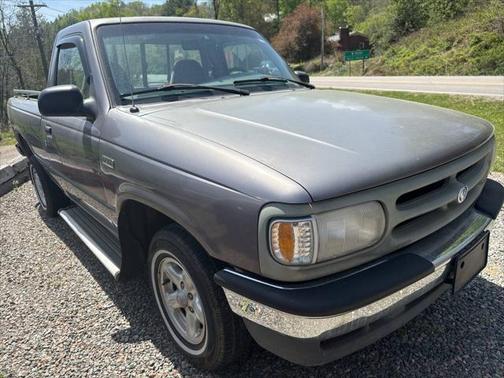 1997 Mazda B2300 B2300 2dr Standard Cab SB