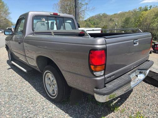 1997 Mazda B2300 B2300 2dr Standard Cab SB
